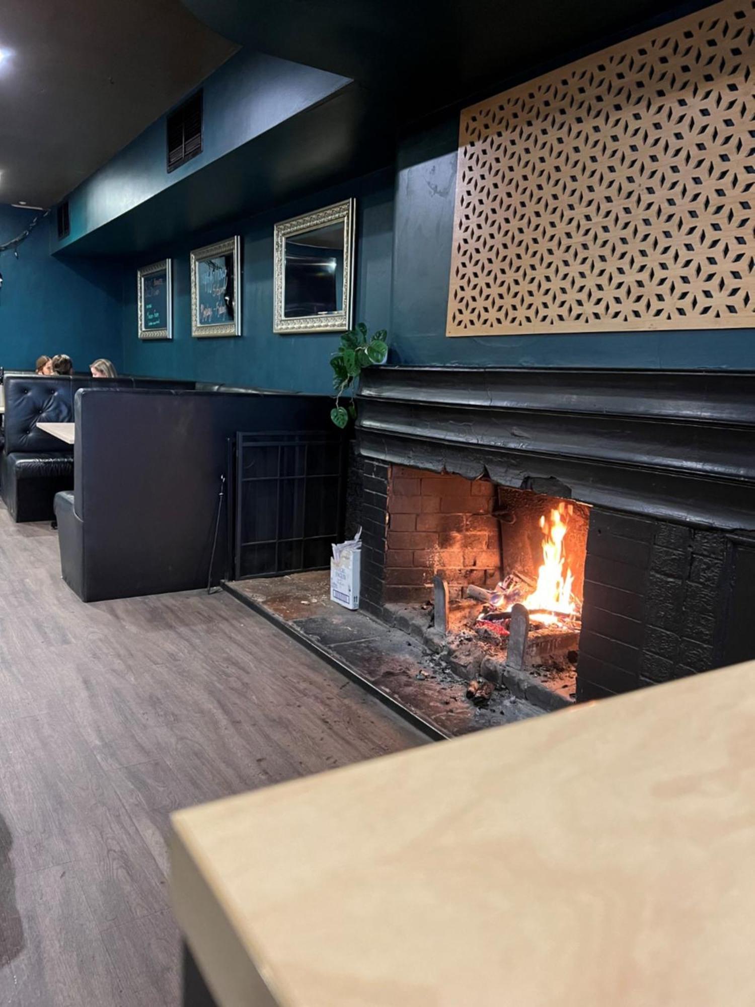 Star Bar Cafe & Hotel Лонсестон Экстерьер фото